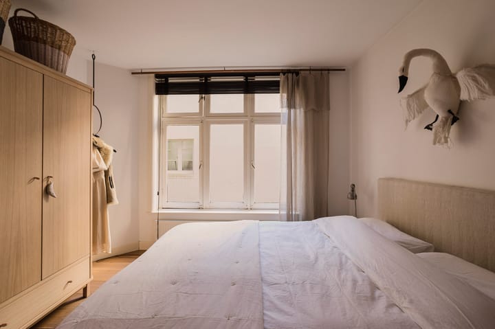 Foto 17 van Oudezijds Achterburgwal 196-1