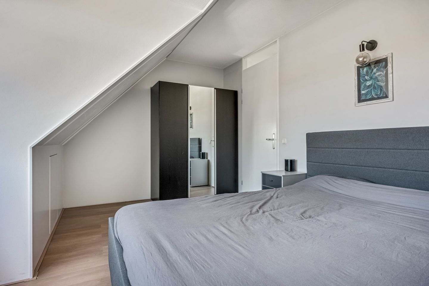 Foto 25 van Van Houtenlaan 12