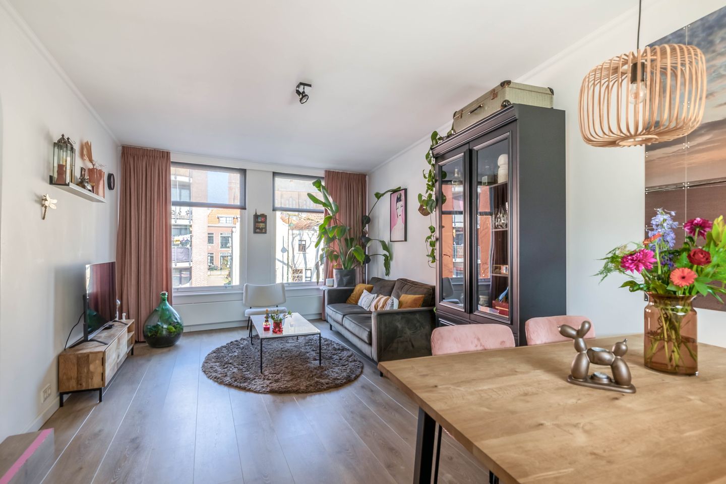 Photo 19 of Raam 216