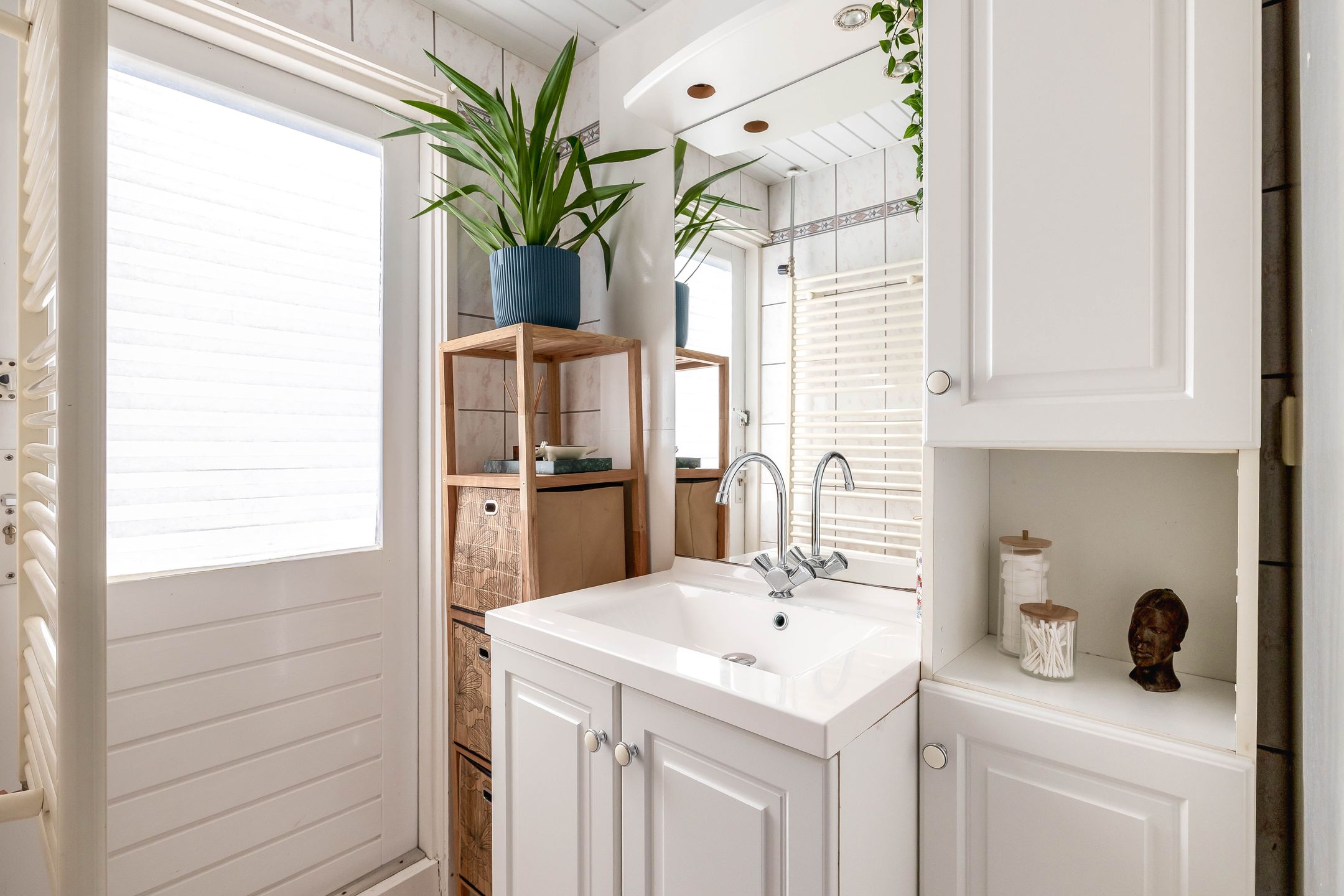 Photo 27 of Raam 216