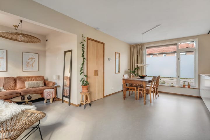 Foto 5 van Reinder Eikelboomstraat 8