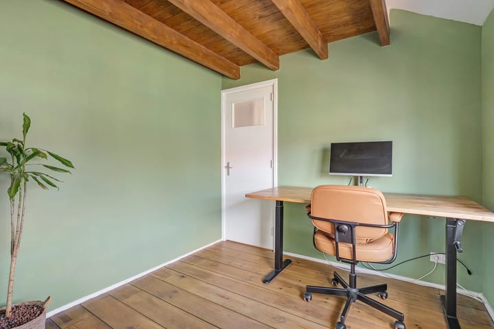 Foto 20 van Reinder Eikelboomstraat 8