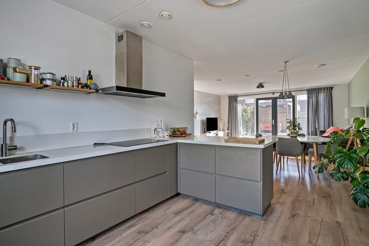 Foto 4 van Kometenstraat 12