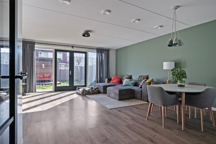 Foto 8 van Kometenstraat 12