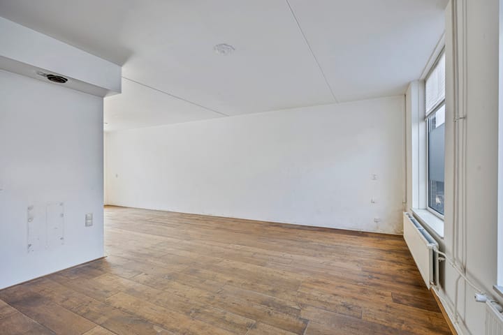 Foto 10 van Valkeniersingel 63