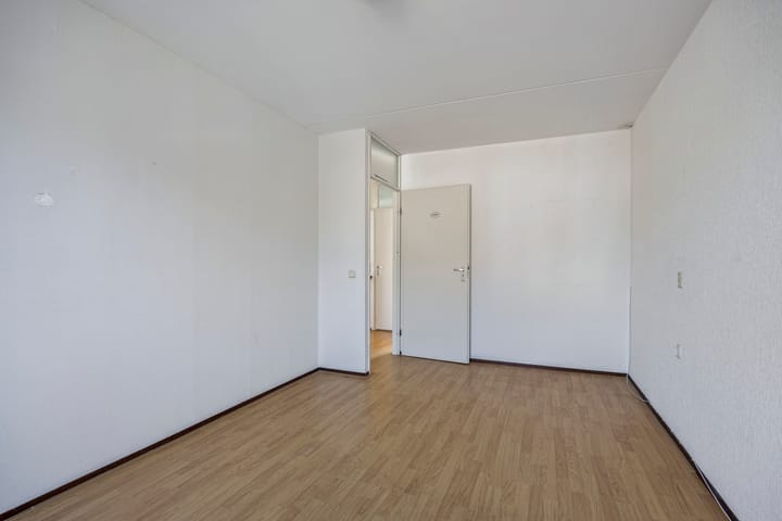 Foto 15 van Valkeniersingel 63