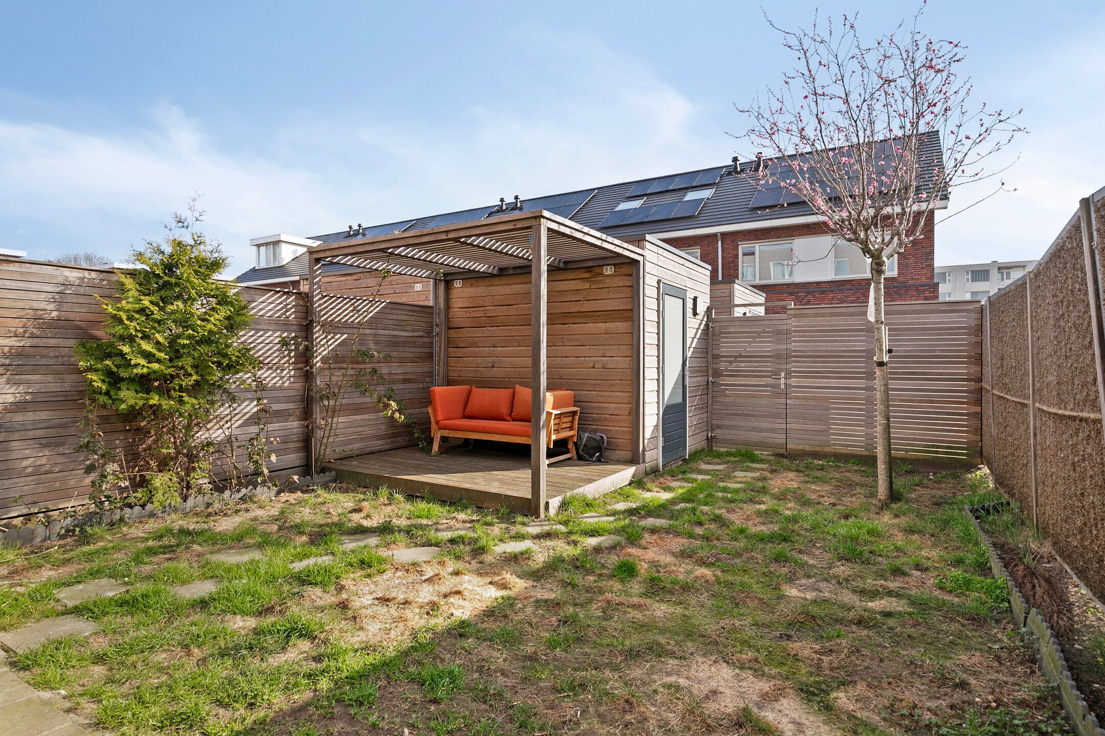 Foto 33 van Kometenstraat 12