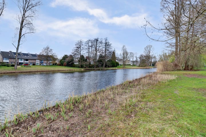 Foto 64 van Icaruslaan 18