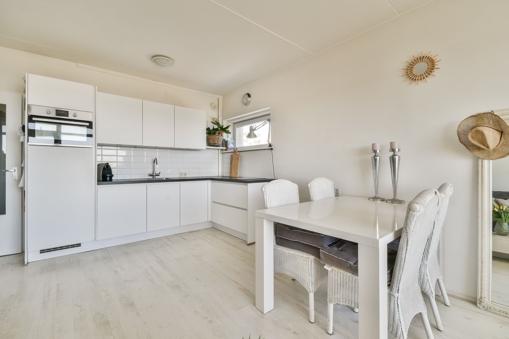 Foto 9 van Tjerk Hiddesstraat 87