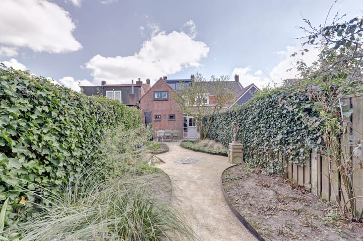 Foto 36 van Dorpstraat 15