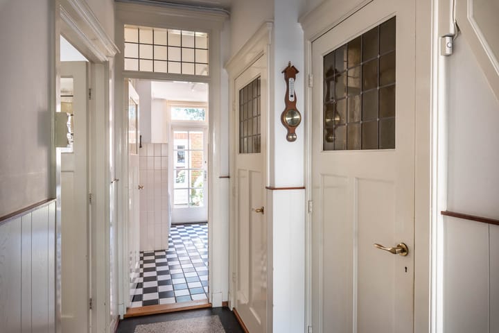 Foto 14 van Mahlerlaan 8