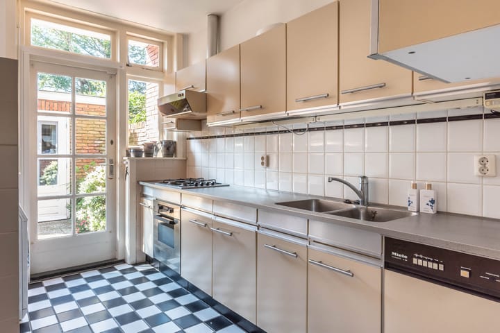 Foto 15 van Mahlerlaan 8