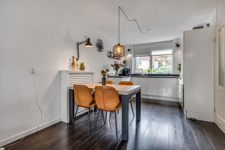 Photo 15 of Vogelwikke 23