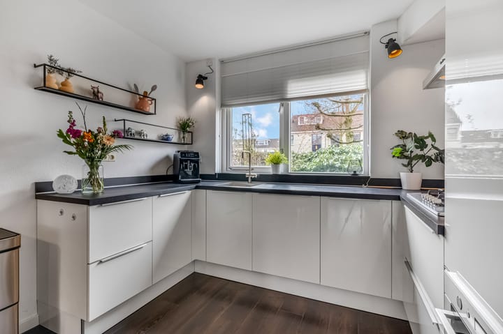 Photo 16 of Vogelwikke 23