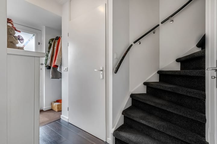 Photo 18 of Vogelwikke 23