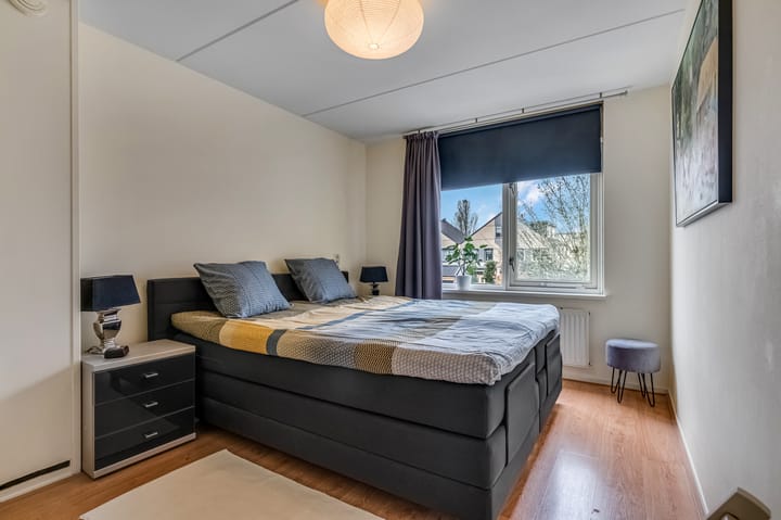 Photo 21 of Vogelwikke 23