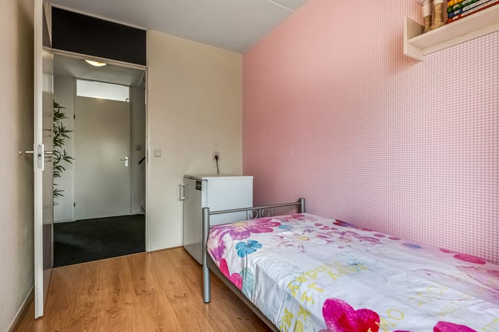 Photo 24 of Vogelwikke 23