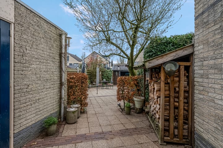 Photo 34 of Vogelwikke 23