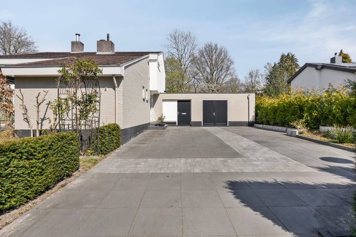 Foto 44 van Kennedylaan 74