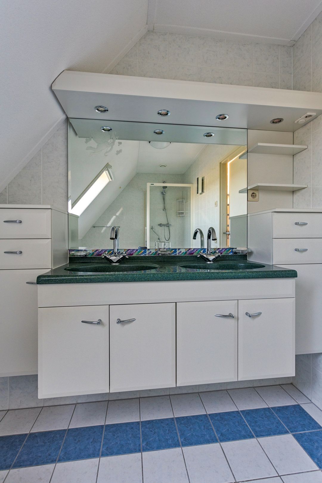 Foto 17 van de Broeken 10