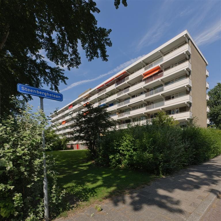 Photo 1 of Steenberghelaan 47