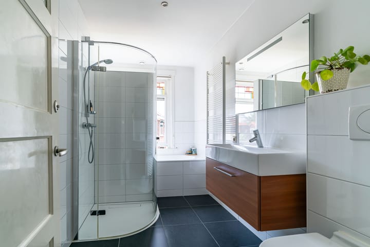 Foto 37 van De Vriesstraat 60