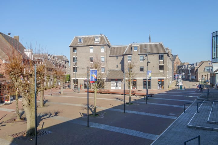 Foto 1 van Martinetplein 48