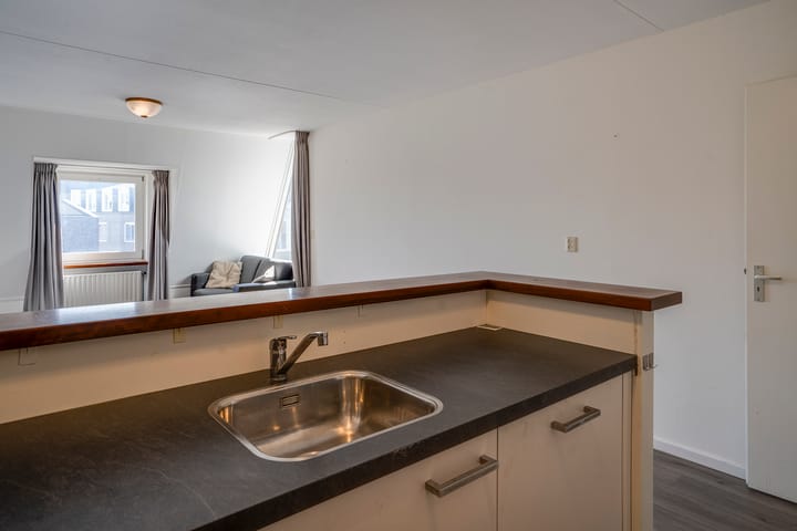 Foto 15 van Martinetplein 48