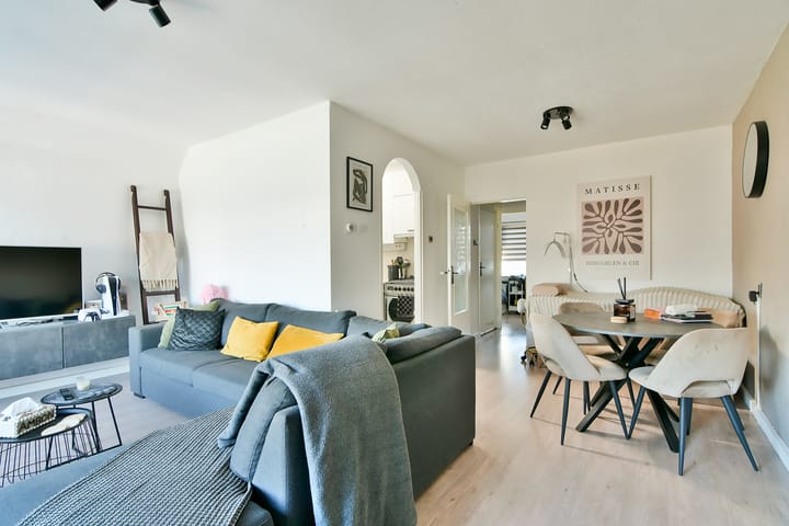 Photo 18 of Van den Berghlaan 293-A