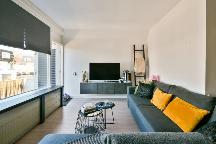 Photo 17 of Van den Berghlaan 293-A