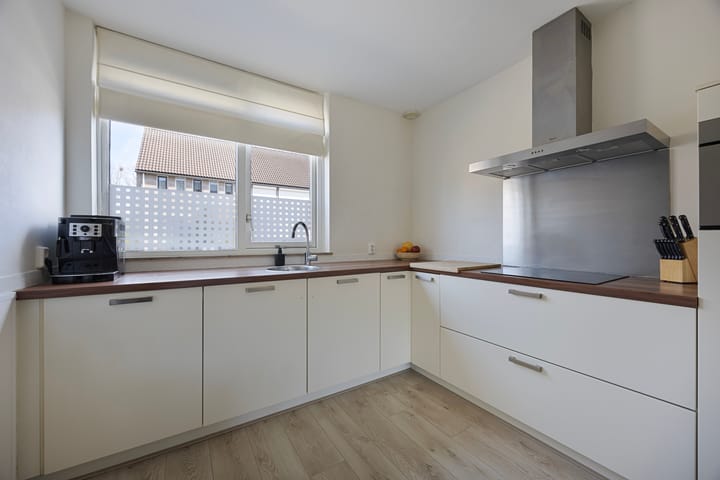 Foto 10 van Jekerstraat 93