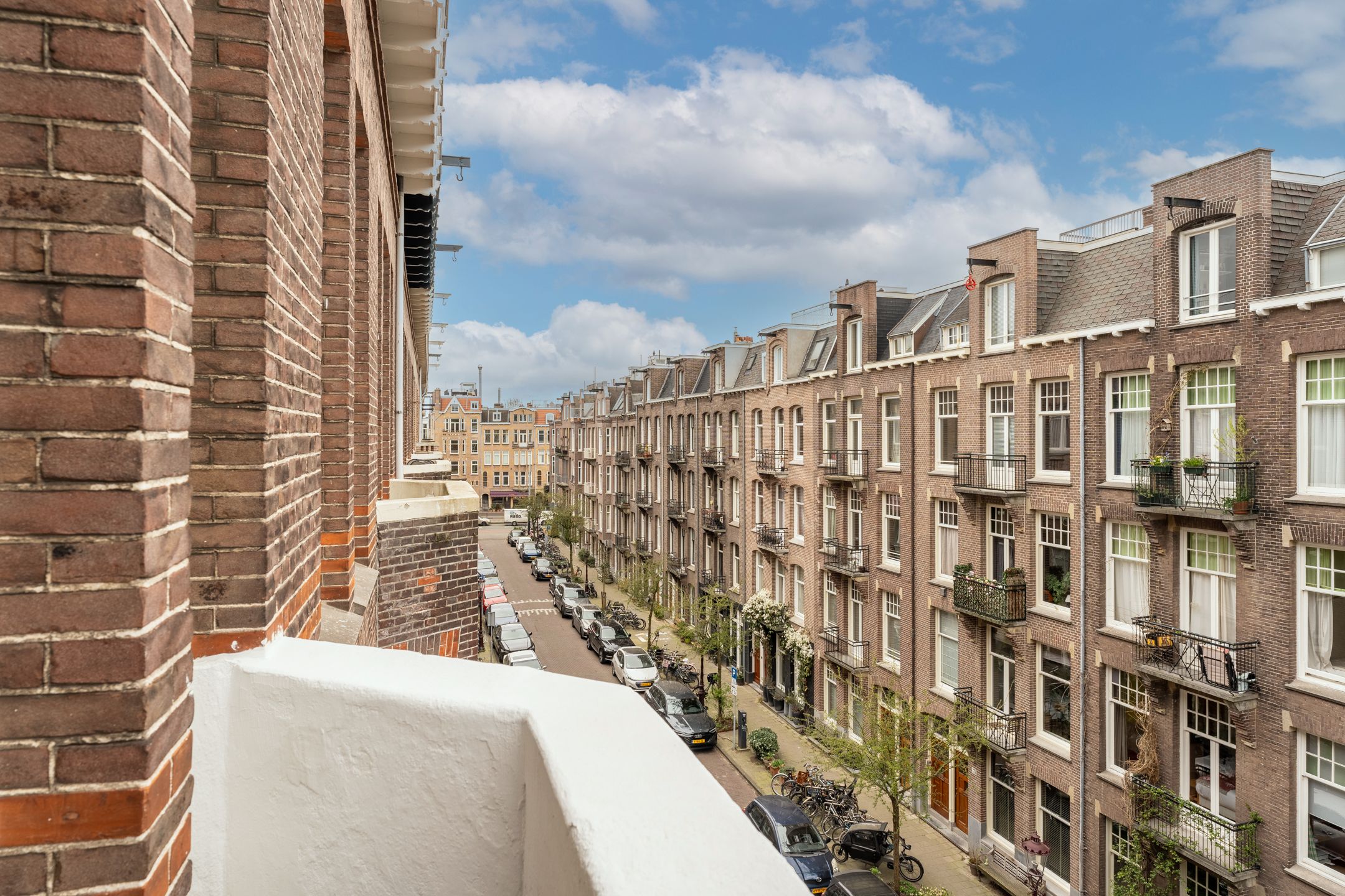 Foto 9 van Valeriusstraat 233-3