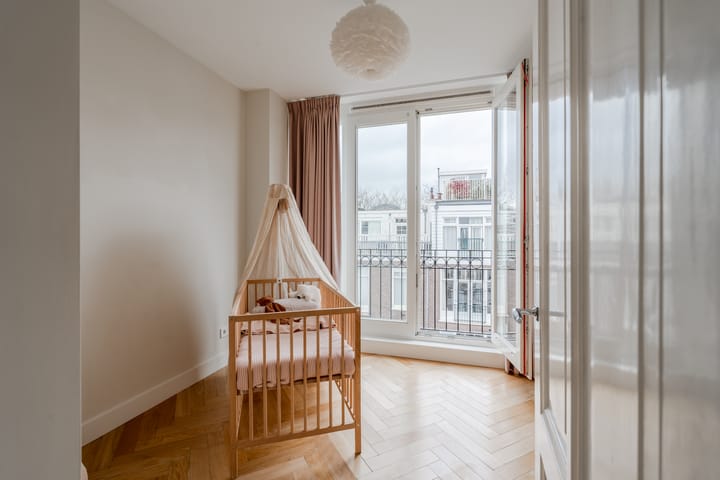 Foto 34 van Valeriusstraat 233-3