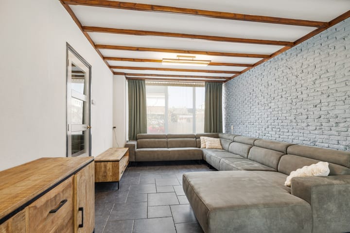 Foto 4 van Resedastraat 1