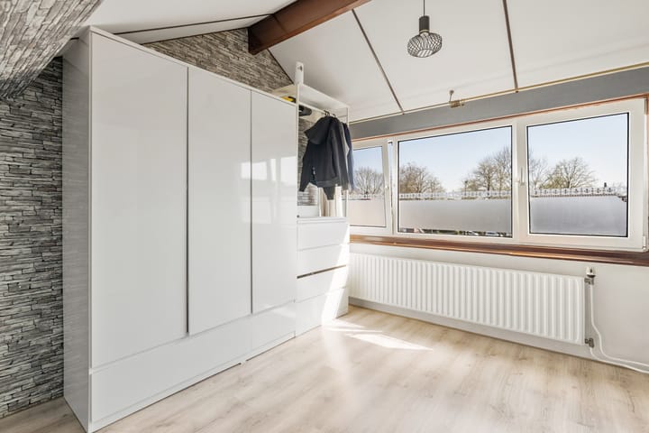 Foto 21 van Resedastraat 1