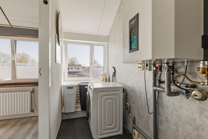 Foto 24 van Resedastraat 1