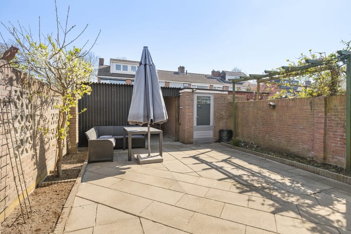 Foto 27 van Resedastraat 1