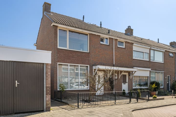 Foto 31 van Resedastraat 1