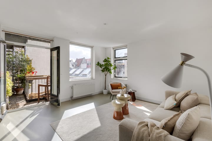 Foto 2 van Oudezijds Armsteeg 4-F