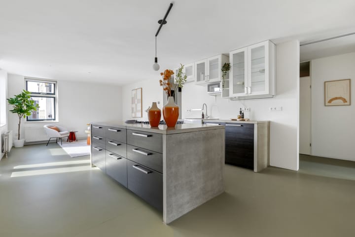 Foto 9 van Oudezijds Armsteeg 4-F