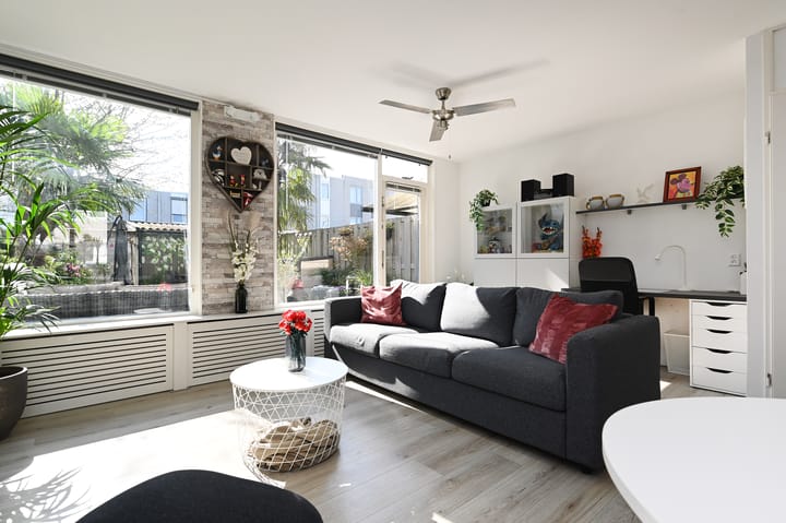 Photo 12 of Indigoblauw 45