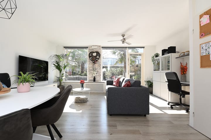 Photo 18 of Indigoblauw 45