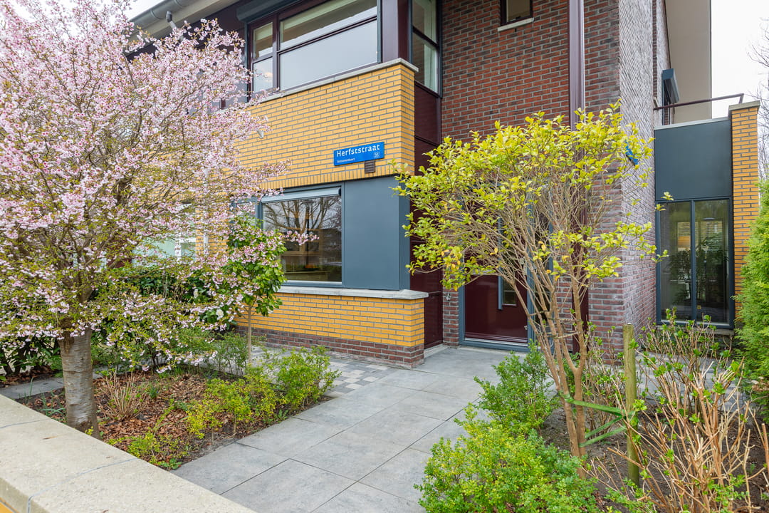 Foto 8 van Herfststraat 18