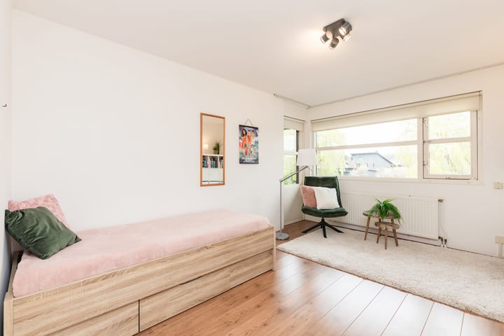 Foto 36 van Herfststraat 18