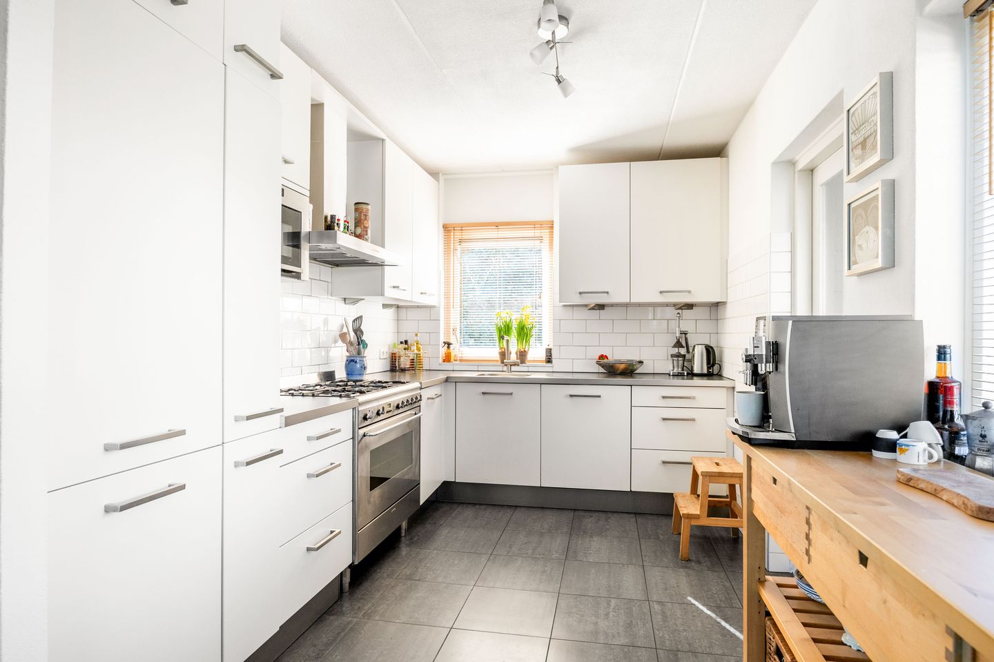 Photo 25 of De Pream 14