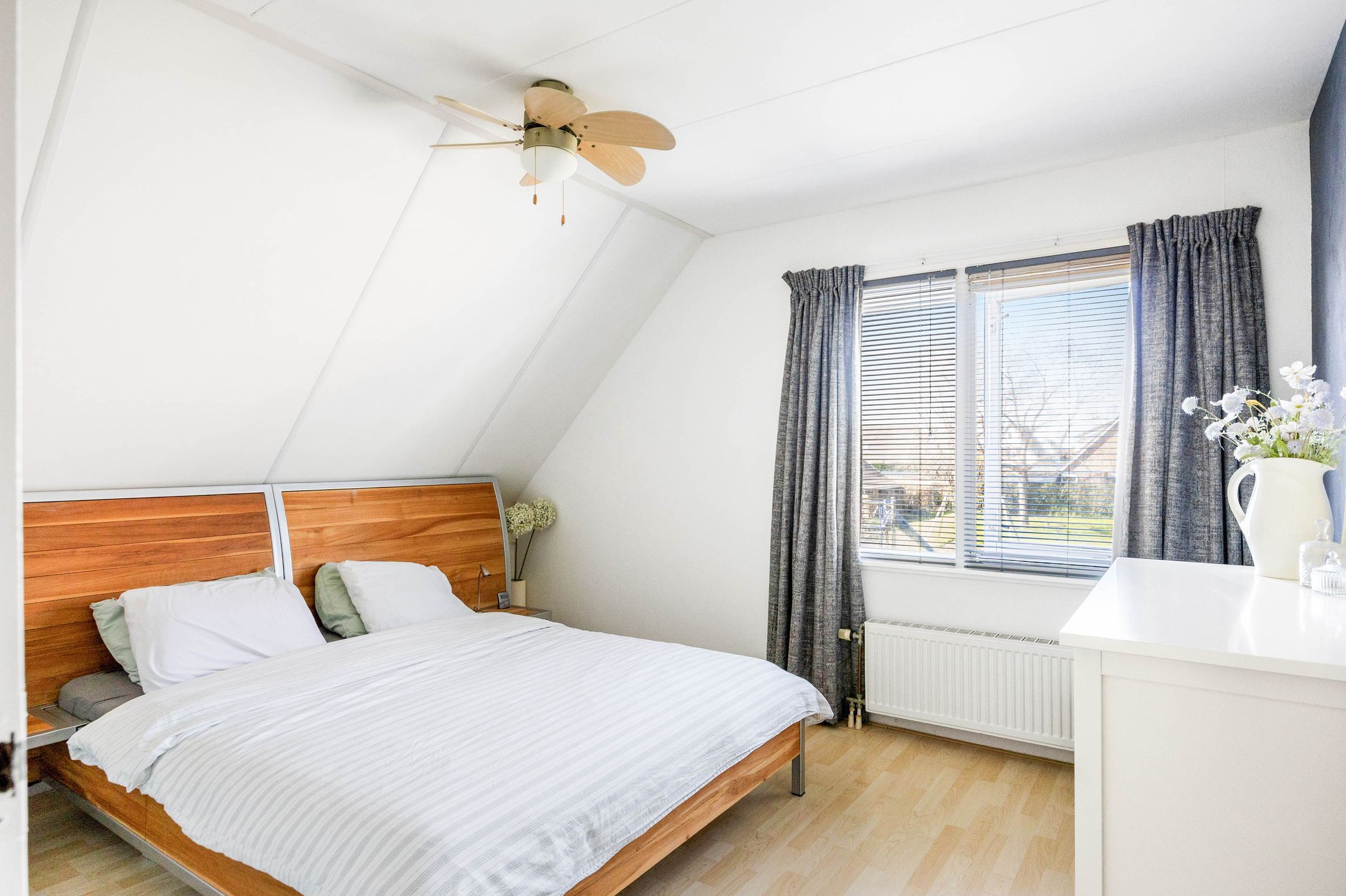 Photo 51 of De Pream 14