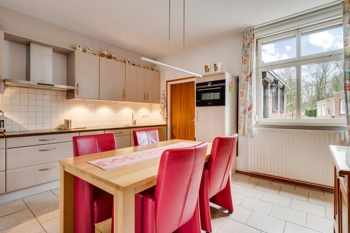 Foto 10 van Rijksweg 49