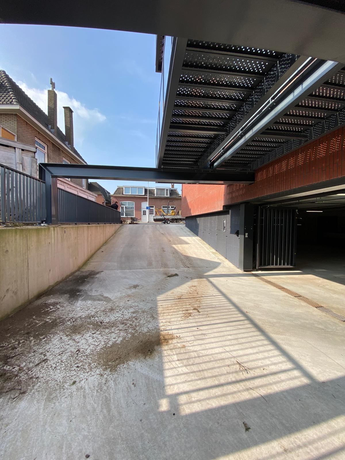 Photo 4 of Parkeerplaats Brocade