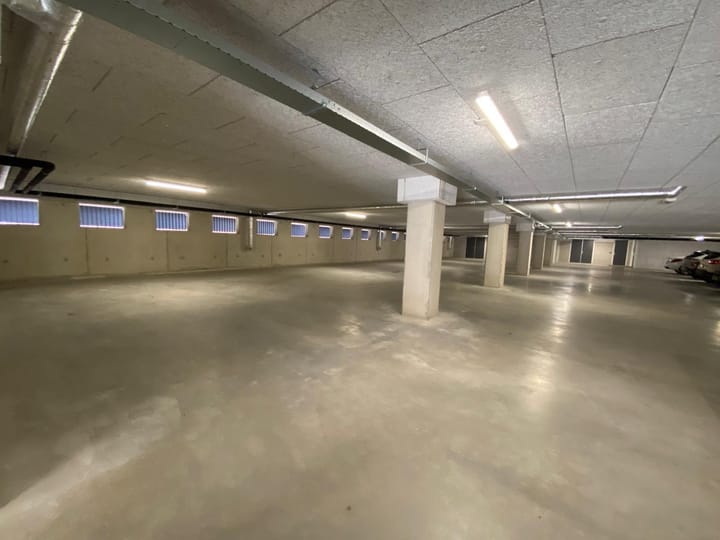 Photo 7 of Parkeerplaats Brocade