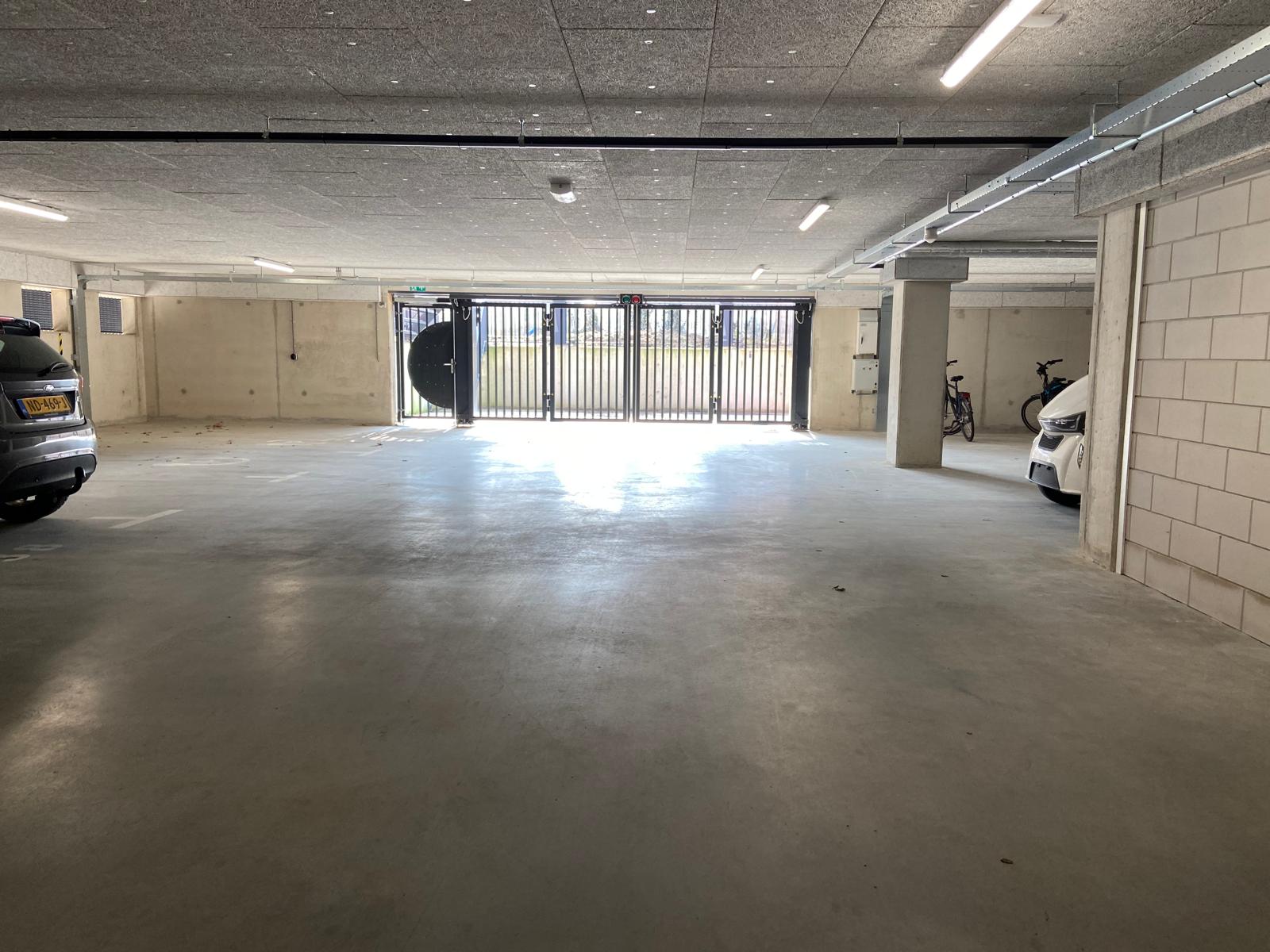 Foto 6 van Parkeerplaats Brocade